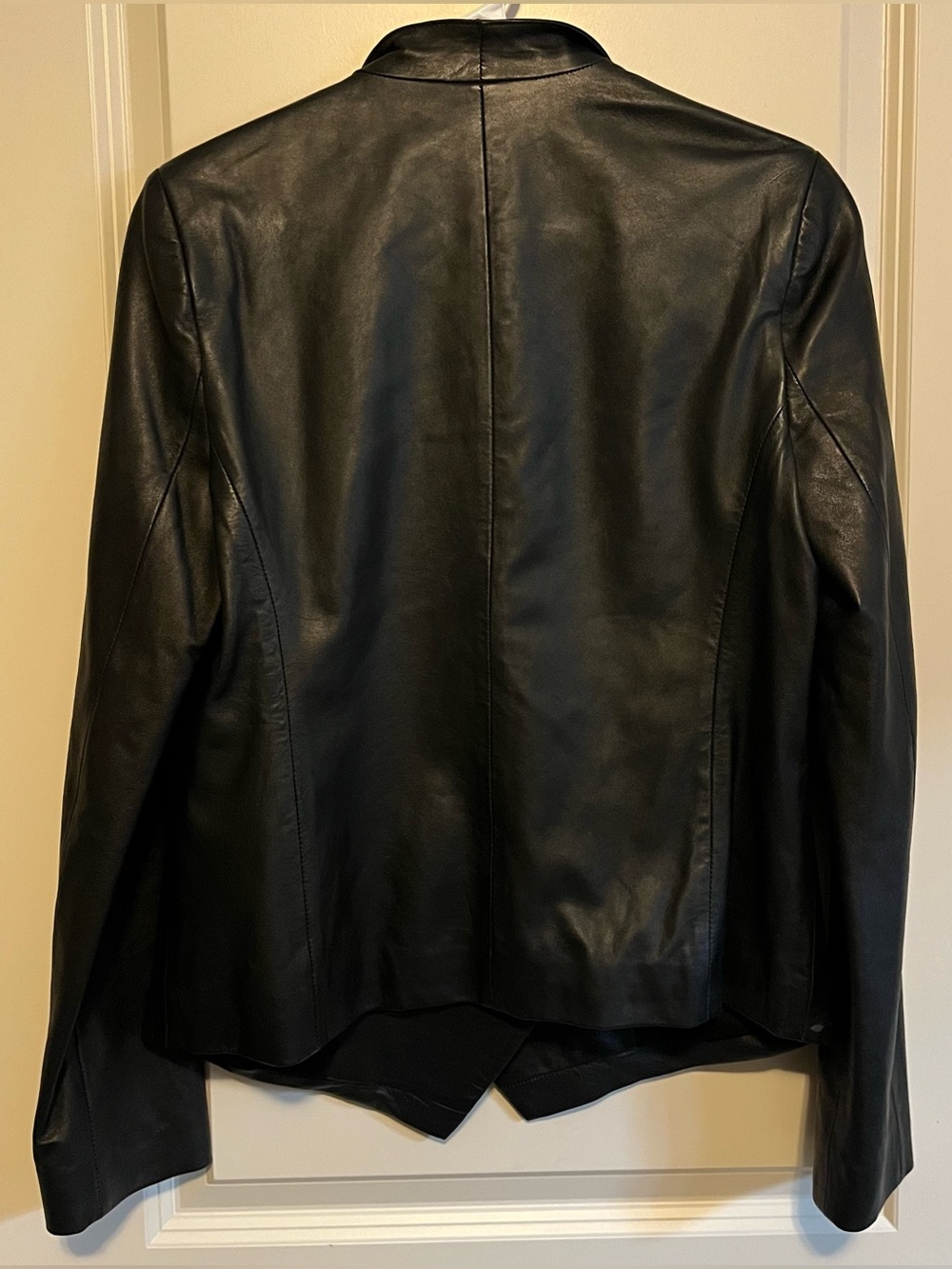 NWT Lamarque Cropped Leather Aya Verona Black Drape Jacket Size Small - Picture 3 of 8